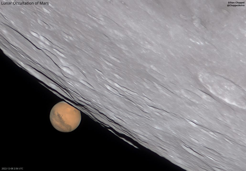 اختفای مریخ توسط ماه
